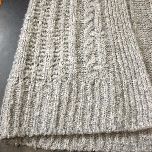 Grey Cable Knit Cardigan - Picture 3 of 4